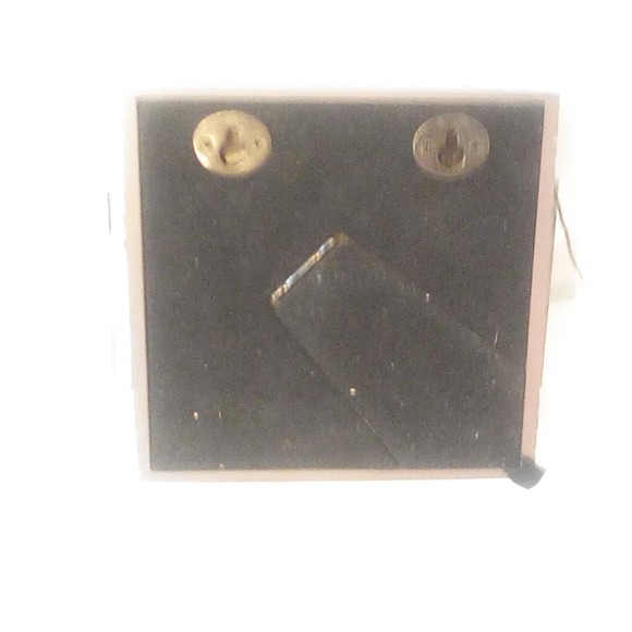 DC Direct Batman Gotham City Stories CATWOMAN Wall Sculpture statue /2000 NEW! - Picture 3 of 5